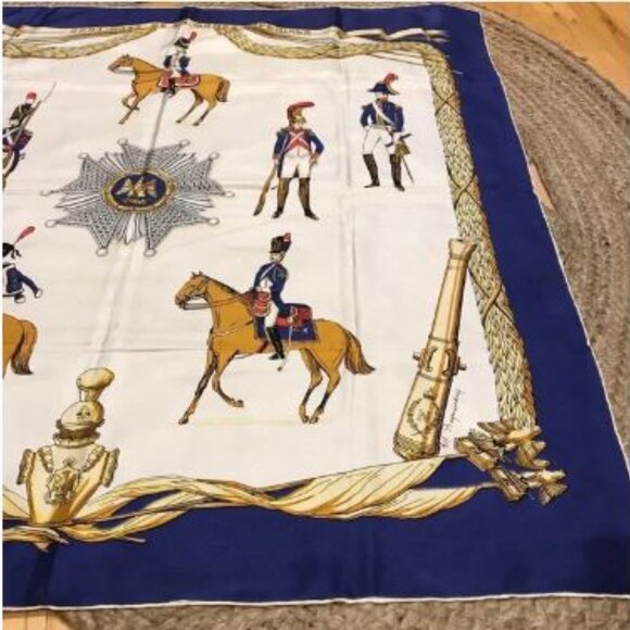 Iconic print royal blue French silk square scarf Signed A.M Raymonenq - Picture 5 of 7